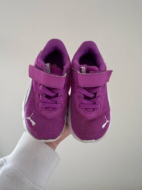 PUMA Kids Purple Mesh Hook-and-Loop Sneakers